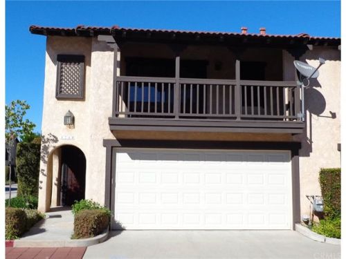 1210 Glenview Ln, Glendora, CA 91740-6168