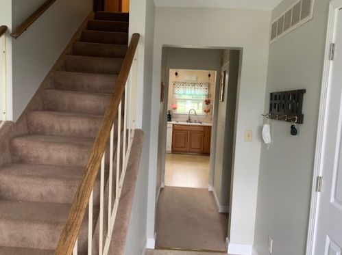 413 Wayne Rd, Hillcrest, IL 61068-9044