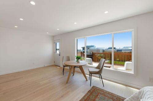 1767 40th Ave, San Francisco CA  94122-4039 exterior