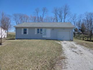 213 Sunset Dr, Aurora, IN 47001-9433