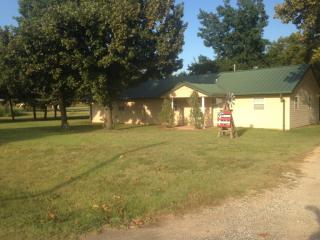 10481 60th St, Lexington, OK 73051-9621