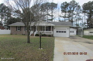 215 Dogwood Dr, Bowdens, NC 28398-2105