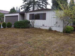 1378 Hawthorne St, Tacoma, WA 98406-1820