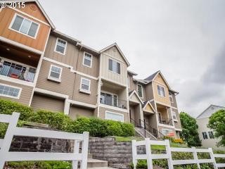 9009 155th Ave, Beaverton, OR 97007-6686
