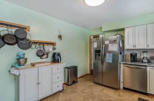 1051 Virginia St, Hobart IN  46342-5884 exterior