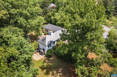 101 Stuart Pl, Charlottesville, VA 22903-4741