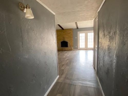 3108 Oak Hill Rd, Carrollton TX  75007-3517 exterior