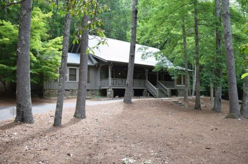 433 River Dr, Dahlonega, GA 30533-5293