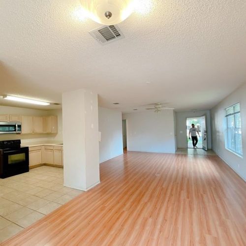 9501 Dalewood Dr, Austin TX  78729-3663 exterior