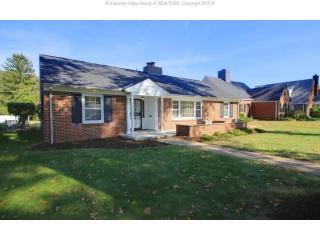 4108 Virginia Ave, Charleston WV  25304-2244 exterior