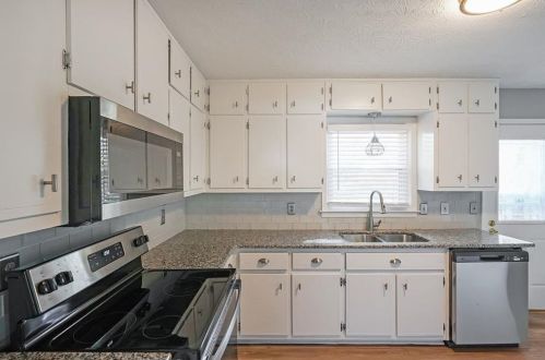 657 Almand Br Rd, Conyers GA  30094-2605 exterior