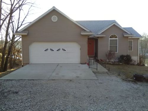 28311 Tomahawk Dr, Canton, MO 63435