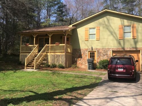 245 Southwoods Dr, Big Canoe, GA 30143-7307