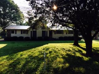 216 James Rd, Bolivar, TN 38008-1110
