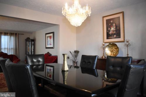 2843 Schubert Dr, Silver Spring MD 20904-6886 exterior