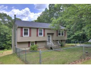 135 Deerhaven Rd, Weare, NH 03281-5512