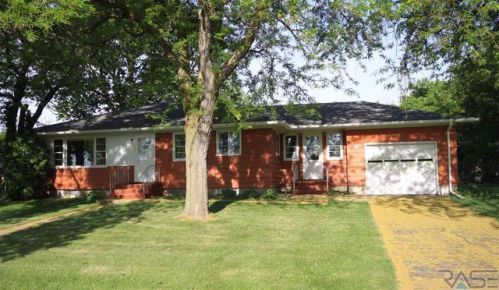603 Washington St, Hurley, SD 57036-2003