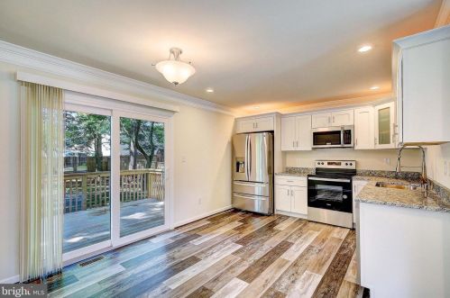 8017 Woodholme Cir, Riviera Beach, MD 21122-1044
