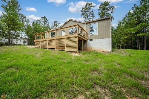 120 Island Creek Dr, Mayfield, GA 31087-2111