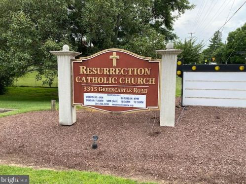 3069 Shepperton Ter, Silver Spring MD 20904-6704 exterior