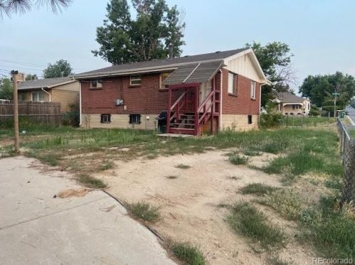 2381 57th Ave, Denver, CO 80221-1869