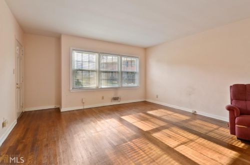 425 Lindbergh Way, Atlanta, GA