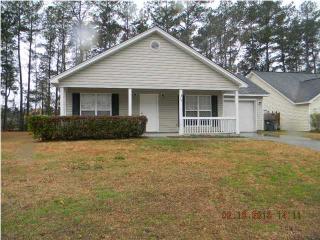 141 Caryota Ln, Summerville, SC 29483-5326
