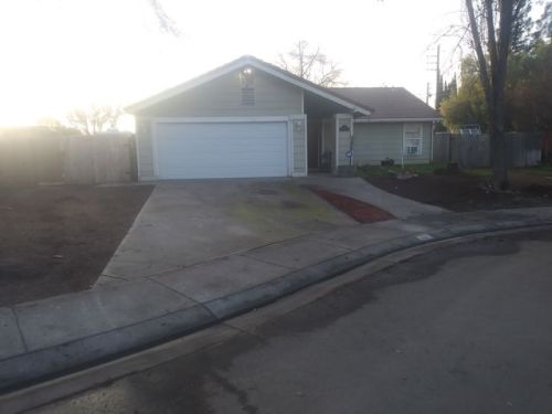 2821 Hobart Ct, Modesto, CA 95358-6615