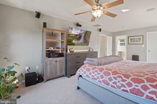 9505 Ocala St, Silver Spring MD 20901-3049 exterior