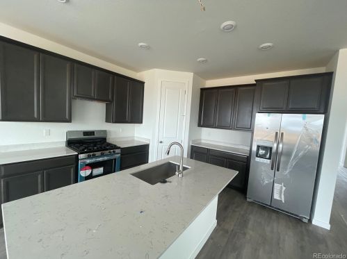 9993 Ursula St, Denver, CO 80022-9494