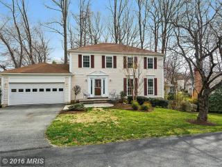 10817 Burr Oak Way, Springfield, VA 22015-2416