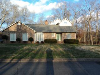 210 Safley Dr, Tullahoma, TN 37388-5007