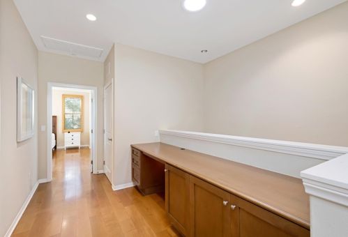 210 Kempton, Irvine CA  92620-2154 exterior