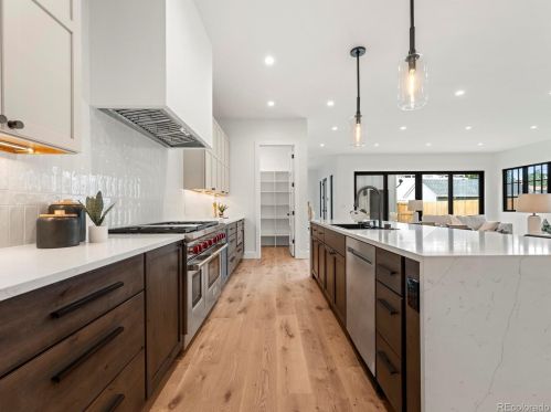 1060 Steele St, Denver CO  80206-3420 exterior