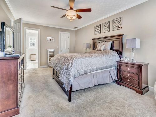 3217 Henderson Walk, Atlanta GA  30340-4327 exterior