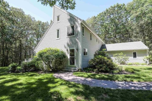 9 Pond Place Ln, Concord, NH 03301-3033