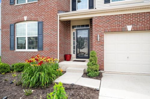 521 Northgate Ln, Joliet, IL 60404