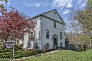 5734 Mason Bluff Dr, Springfield, VA 22015-3143