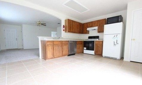 204 Spring Branch Loop, Uhland TX  78640-5365 exterior