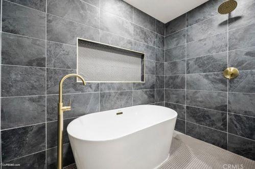915 Alta Vista Dr, Vista CA  92084-5517 exterior