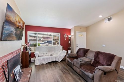 6278 Cross River Dr, Riverside CA  92509-6935 exterior