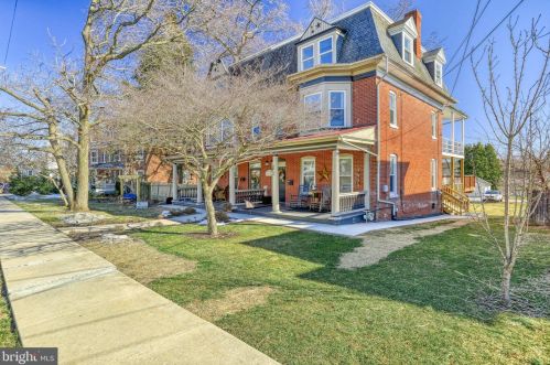 222 Market St, York, PA 17401-1008