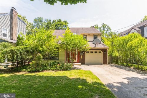 142 Hawthorne Ave, Tavistock, NJ 08033-1402