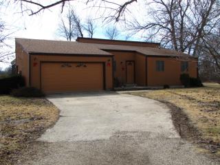 1485 Timber Ln, Camargo, IL 61919-3570