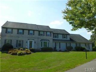 3132 Kenwick Cir, Bethlehem, PA 18017-3052