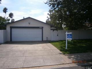 1794 Brookwood Dr, Vacaville, CA 95687-6107