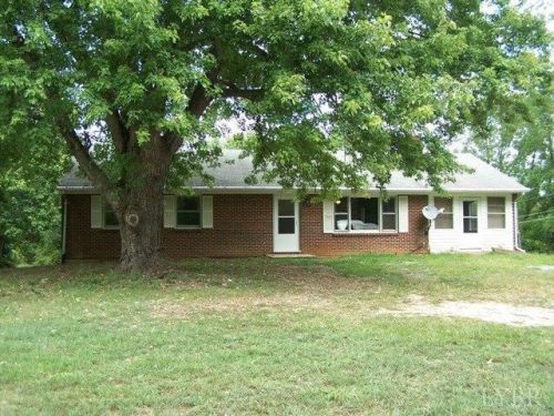 2734 Sunnymeade Rd, Rustburg, VA 24588-3335