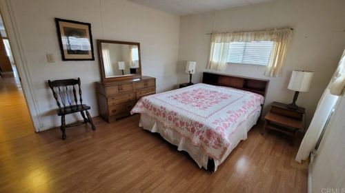 1600 Vista Way, Vista CA 92084-3424 exterior