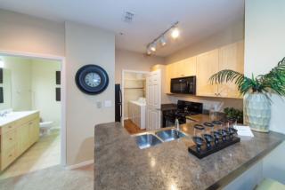 2000 Asbury Sq, Atlanta GA  30346-2423 exterior