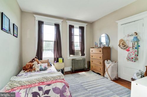 1038 Grant Ave, Camden NJ 08107-2011 exterior